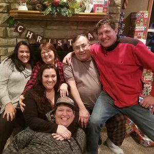 Meet your Posher, Lois